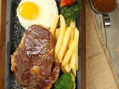 -意国小镇披萨牛排餐厅(万达广场店)