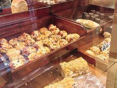 -小飞象面包公社(珠江路金鹰店)