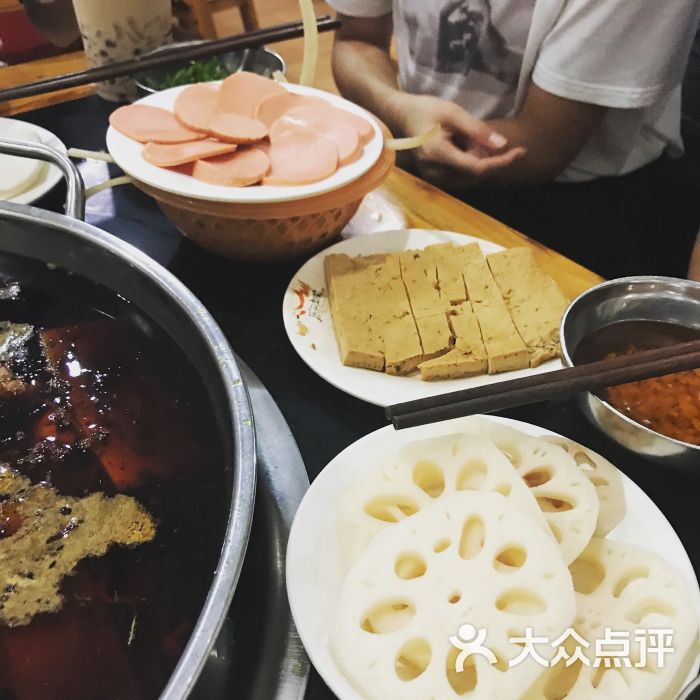 雪花食坊居牛杂火锅图片 