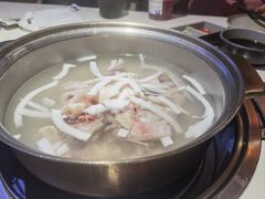 -喃喃椰·糟粕醋·椰子鸡火锅(七堡花园店)
