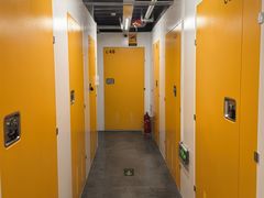 -安东易迷你自助仓储寄存仓库(顾戴路店)