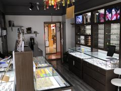 -视野联行眼镜蔡司·依视路官方授权店(顺城店)