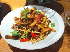 -野山舂·贵州现舂酸汤牛肉(鸿通城店)