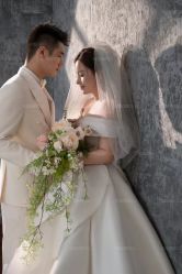 -雪中彩影婚纱摄影·微光艺术中心