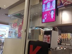 -中航城君尚购物中心