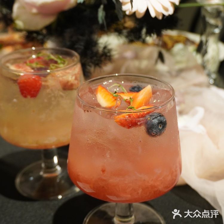 氛围感生日party 还得是它呢 