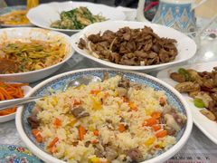 -汗腾格里·风味餐厅(新疆驻京办店)