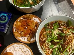 -尚足影院式足疗·住宿·美食(解放碑店)