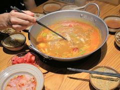 -野山舂·贵州现舂酸汤牛肉(东山店)