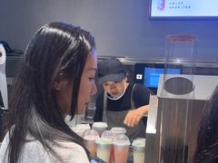 -喜茶(北京华贸购物中心店)