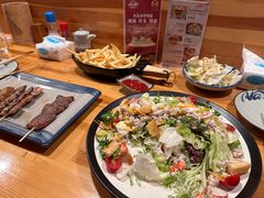 -晶吉·居酒屋·烧鸟·海胆(民主广场店)