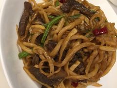 酸萝卜炒粉-南山鲜虾面·活鲜小馆·海味大连菜(南山总店)