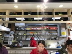 -百品聚旋转火锅(万德庄店)
