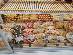 -焙丽拾光(麦凯乐直营店)