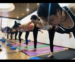 -兴亚瑜伽20年老馆