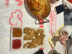 -肥肥虾庄·金牌油焖大虾(汉街SKP店)