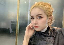 点击看大图 -3AM HAIR SALON染发接发