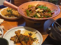 -云海肴·汽锅鸡·云南菜(天山百盛优客店)