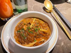 沙蒜烧豆面-新荣记(BFC外滩金融中心店)