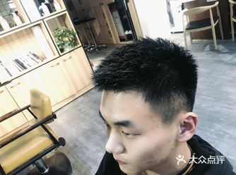 【今日推荐发行】 超短发飞机头锡纸烫，