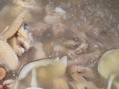 -三个椰子·现砍椰子鸡(金源CBD店)