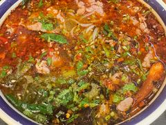 -云阿蛮云南生烫牛肉米线(奉贤路店)