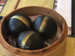 竹炭黄金流沙包-添好运点心专门店(百老汇店)