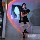 成都0元看展｜雨落成海🌊沉浸式克莱因蓝摄影展