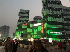 -资和信百货商场