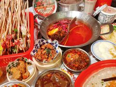 -大芊金重庆串串火锅(南京路店)