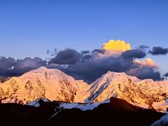 -贡嘎雪山
