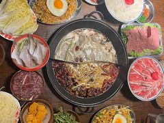 -萍姐火锅·公路夜市(武汉首店)