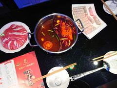 -唯爱KTV聚会餐厅(仙林东城汇店)