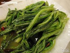 炝炒油麦菜近照-金百万烤鸭店(马甸店)