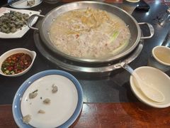 -老来福·非遗酸汤兔(凯旋路店)
