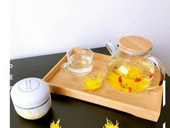 -小鱼儿海鲜港(新村十区店)