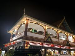 -曼斗傣味江景花园餐厅