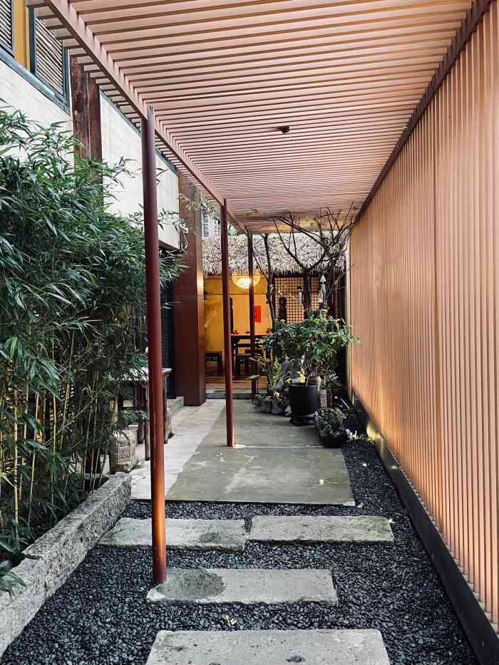 隐庐·喰飨(文安路店)-"我很少会对一家餐厅有所怀念,隐庐是为数不.