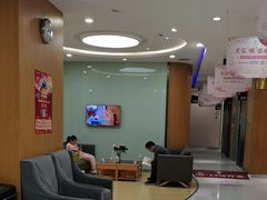 -雅悦齿科(顾村公园店)