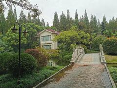 -上海怡沁园度假酒店
