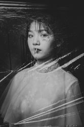 -现代经典婚纱摄影