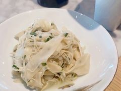 -渝信川菜 · 川味家常菜(财富购物中心店)