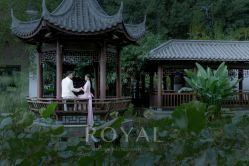 点击看大图 -挪娅婚纱摄影皇家会所