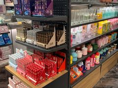 -酷乐潮玩(城西银泰城店)