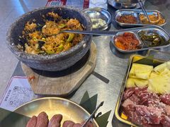 -哈哈碳都·牛肋条无限自助烤肉(台江万达店)