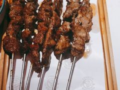 -鸣记脆皮烤鱼·海鲜烤鱼(三八广场店)