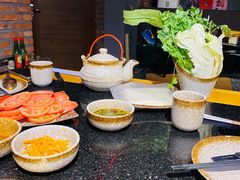 -顶顶汤火牛排火锅·经典铜锅涮肉