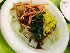 东北大拉皮-大眼锅贴水饺(河东店)