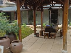 -忆江南·临江鱼馆