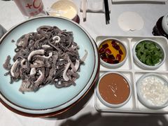 老牛街鲜爆肚-北平楼·烤鸭·北京菜(牡丹园店)